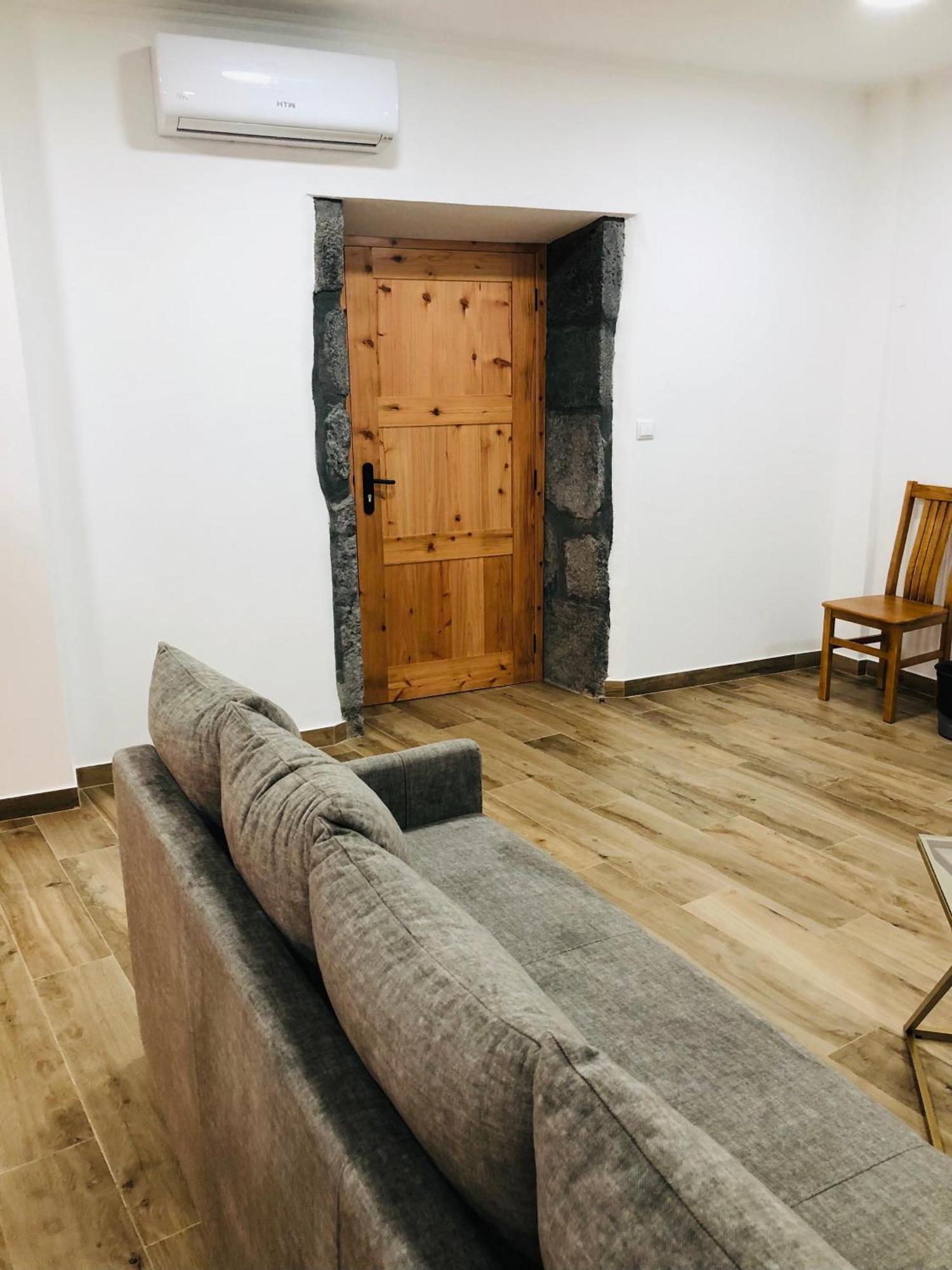 Amu- Apartamentos Misterios Da Urzelina 外观 照片