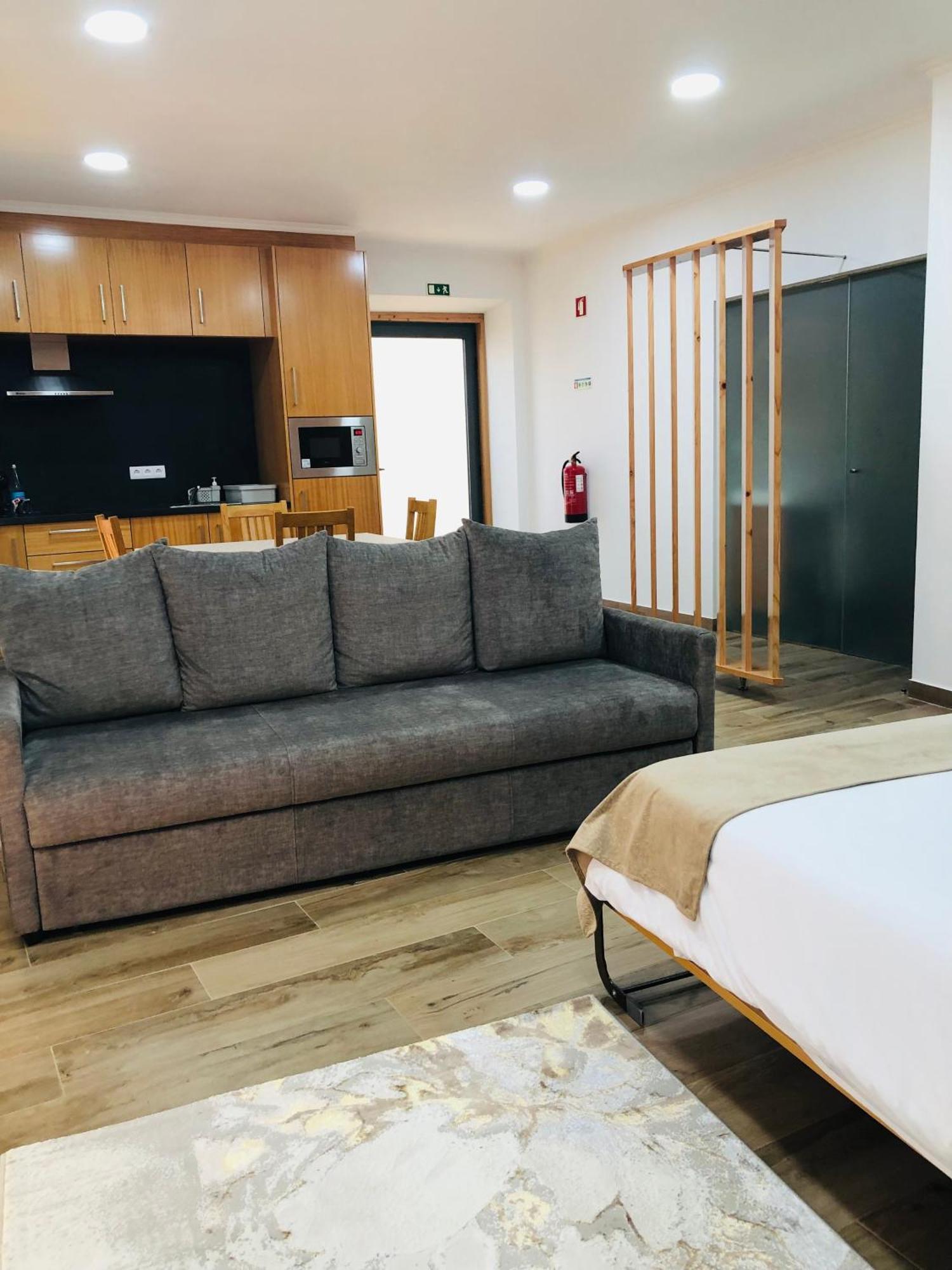 Amu- Apartamentos Misterios Da Urzelina 外观 照片
